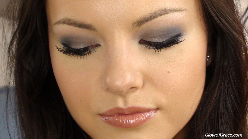 Navy & Gray Smoky Eye