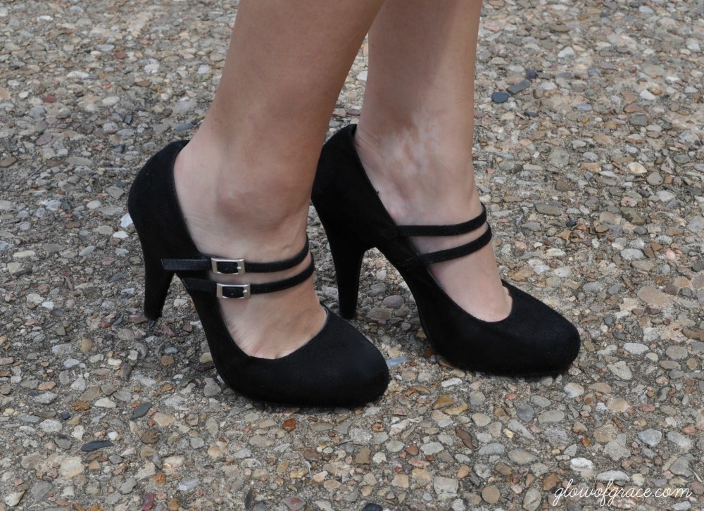 PLL: Mona's Makeup & OOTD | glowofgrace